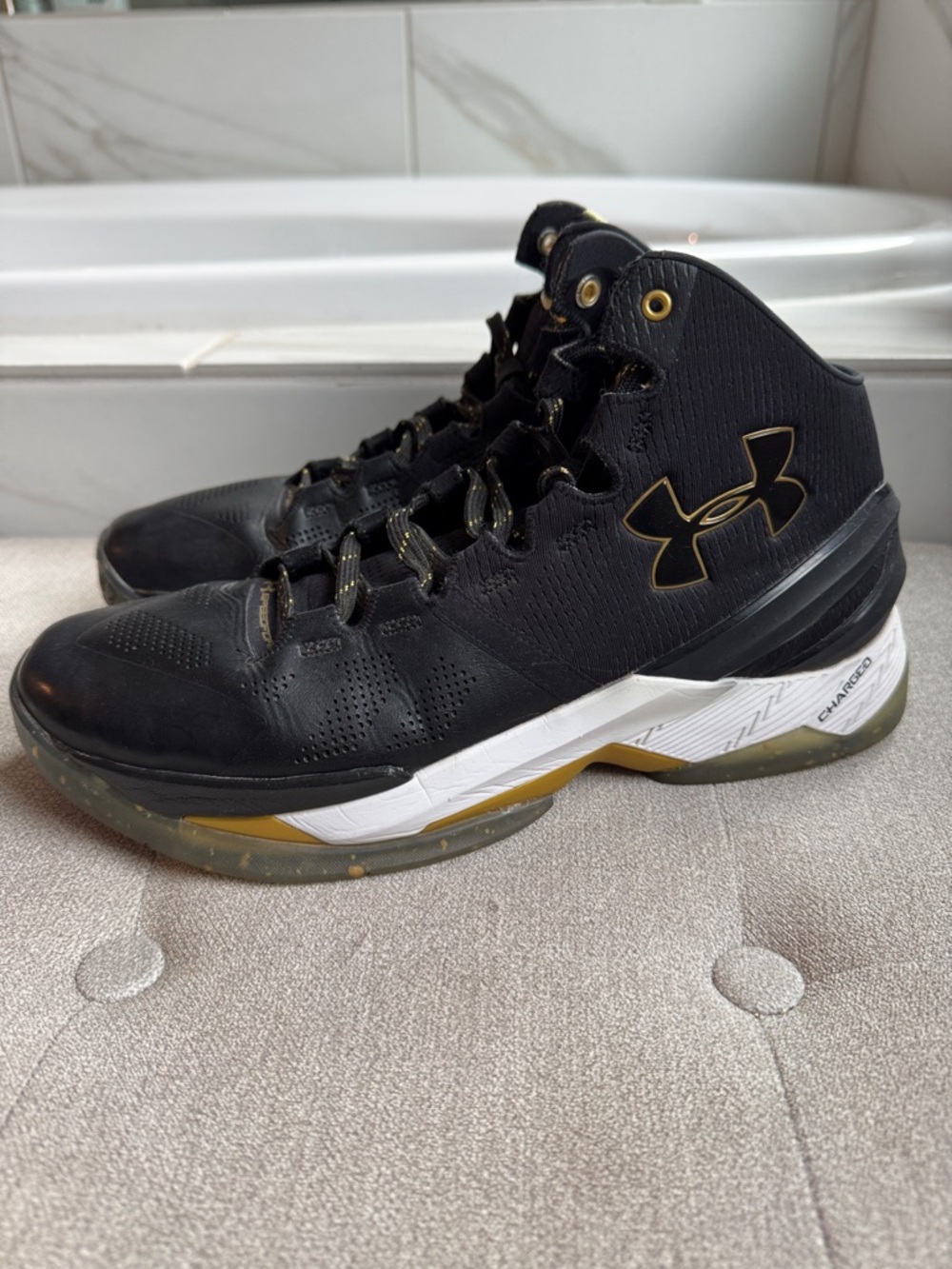Under Armour Black and Gold High-Top Athletic Shoes 3C Curry